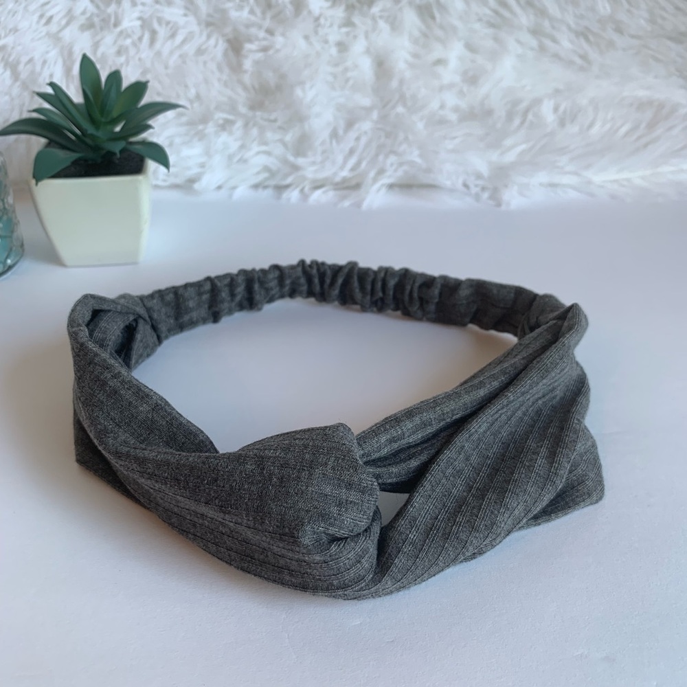 $5 FINAL SALE! Dark Gray Ribbed Turban Style Elastic Headband